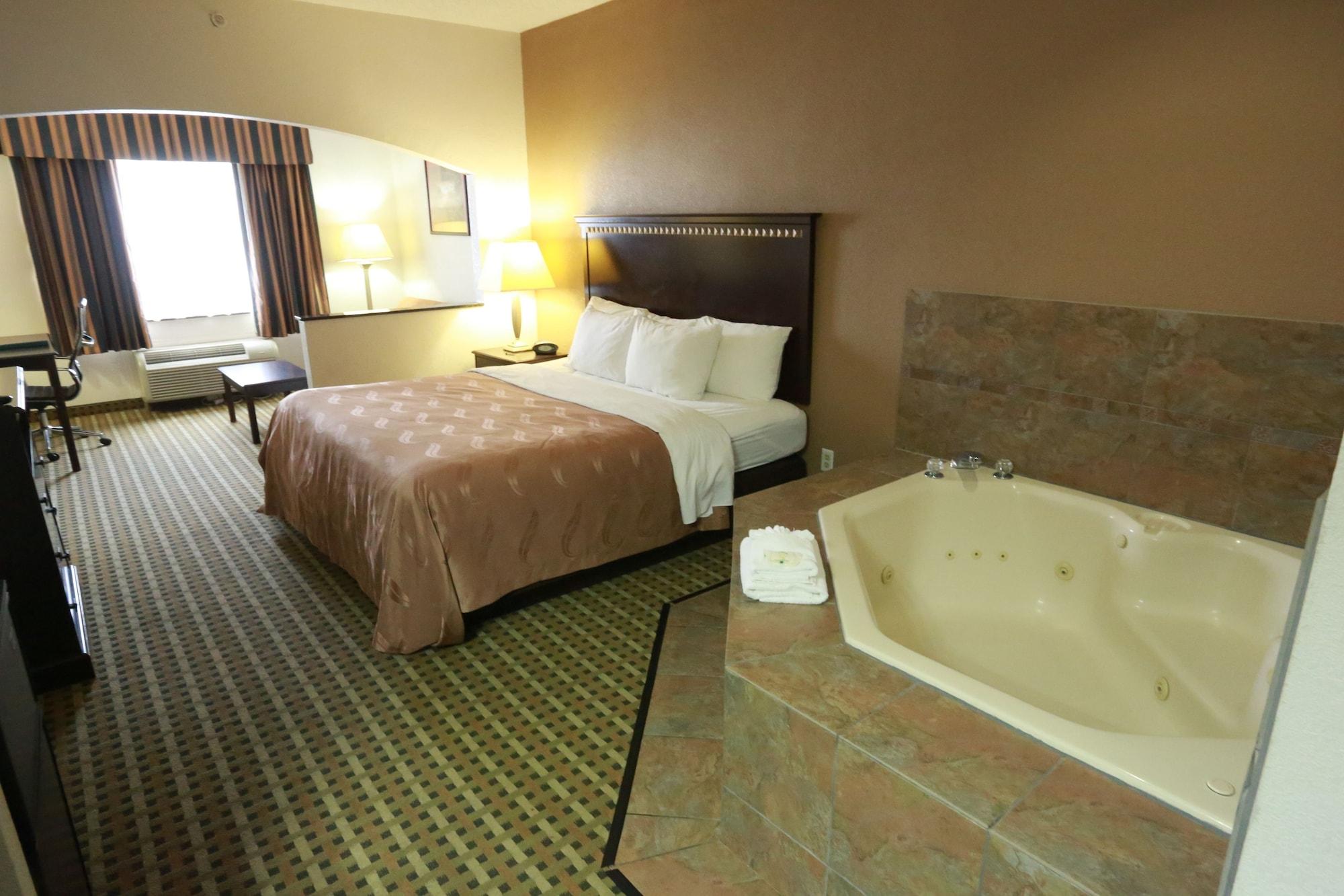 คอมฟอร์ต สวีท เบิร์ลสัน - ฟอร์ต เวิร์ท Hotel เบอร์ลิสัน ภายนอก รูปภาพ