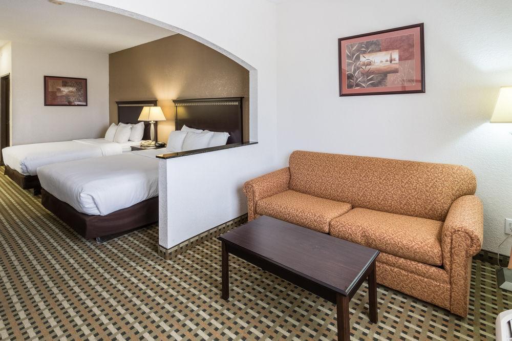 คอมฟอร์ต สวีท เบิร์ลสัน - ฟอร์ต เวิร์ท Hotel เบอร์ลิสัน ภายนอก รูปภาพ