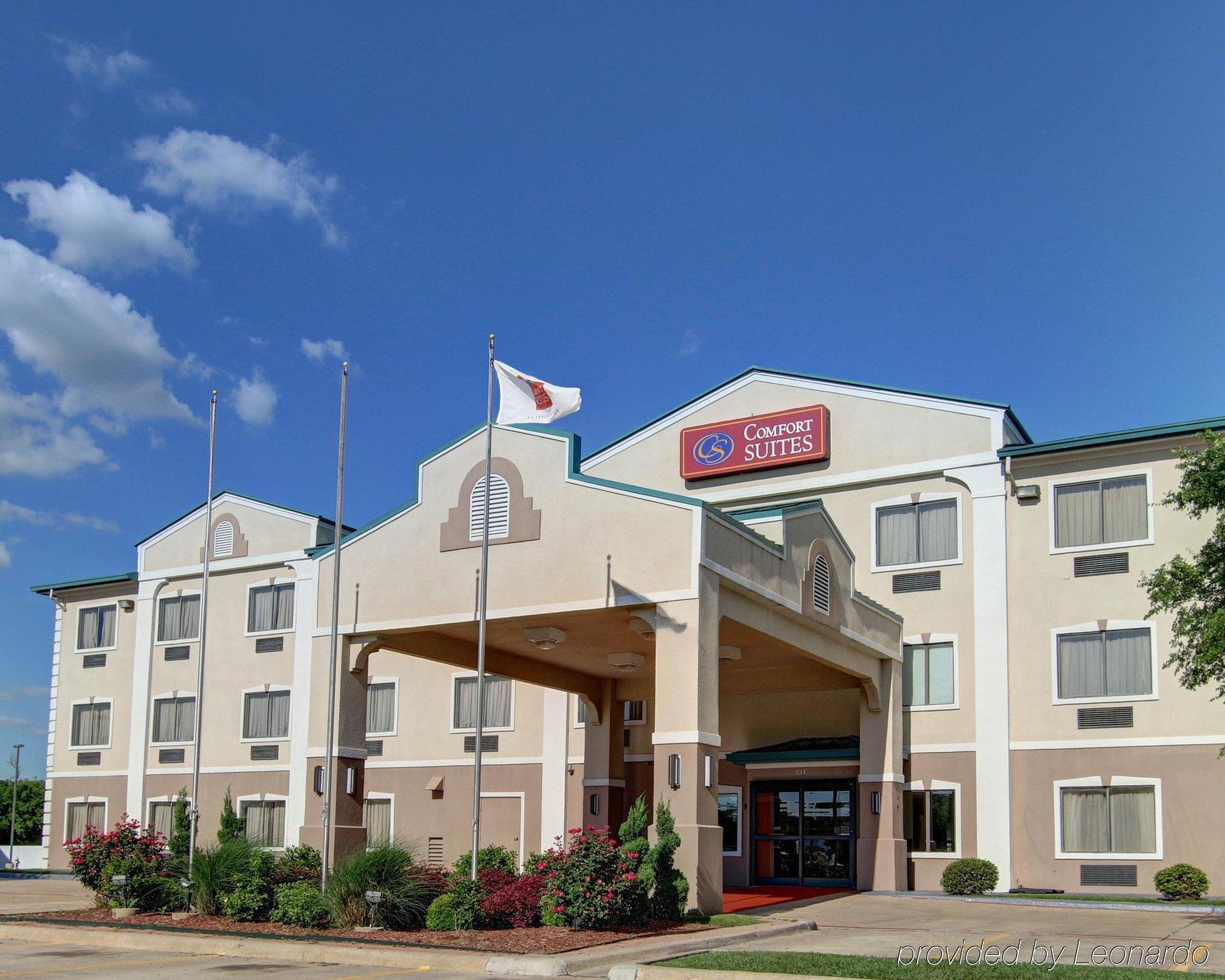 คอมฟอร์ต สวีท เบิร์ลสัน - ฟอร์ต เวิร์ท Hotel เบอร์ลิสัน ภายนอก รูปภาพ
