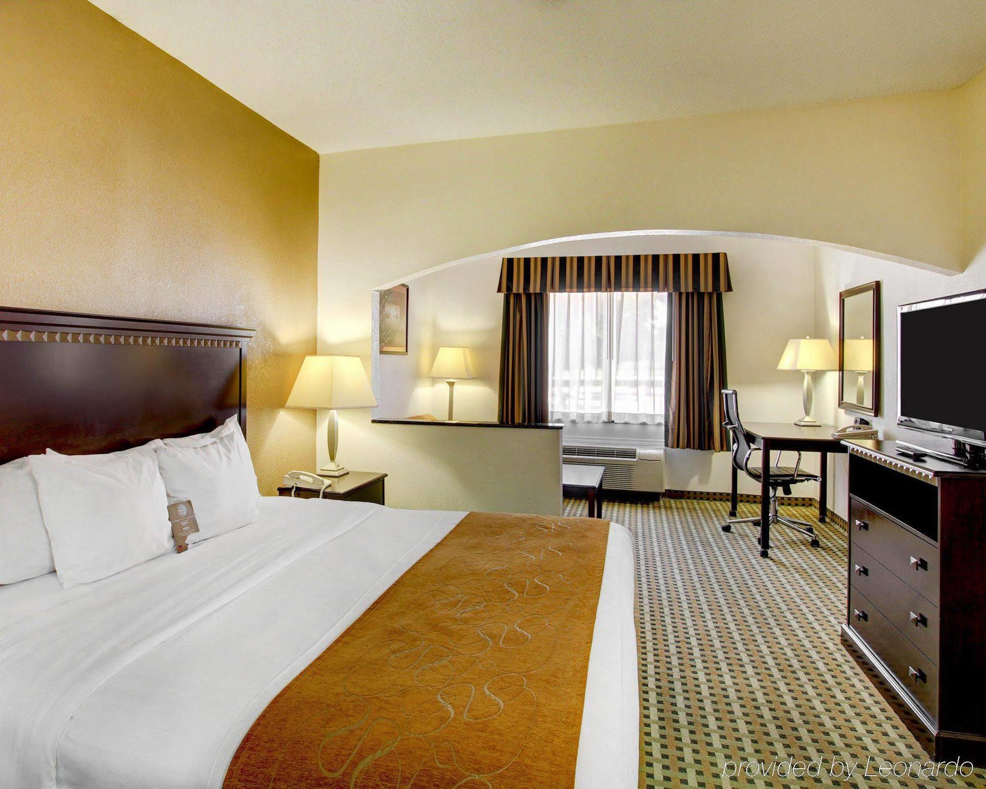 คอมฟอร์ต สวีท เบิร์ลสัน - ฟอร์ต เวิร์ท Hotel เบอร์ลิสัน ภายนอก รูปภาพ
