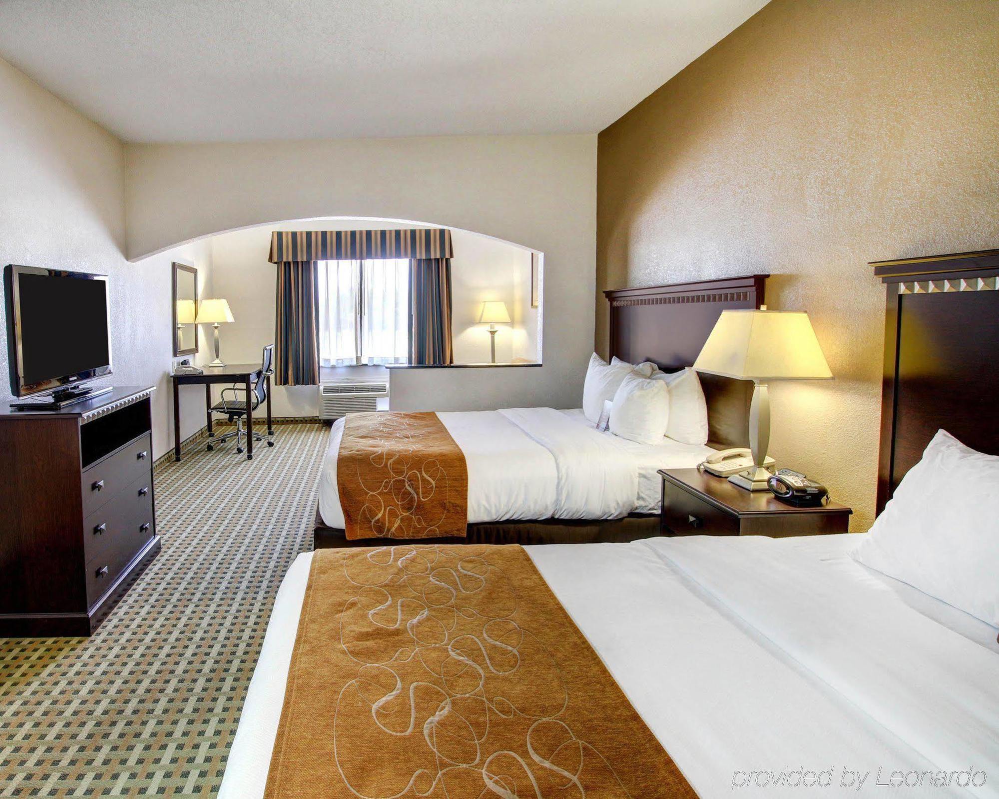 คอมฟอร์ต สวีท เบิร์ลสัน - ฟอร์ต เวิร์ท Hotel เบอร์ลิสัน ภายนอก รูปภาพ