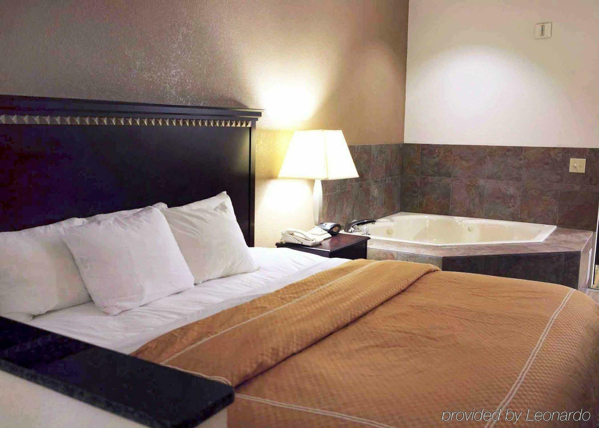 คอมฟอร์ต สวีท เบิร์ลสัน - ฟอร์ต เวิร์ท Hotel เบอร์ลิสัน ห้อง รูปภาพ